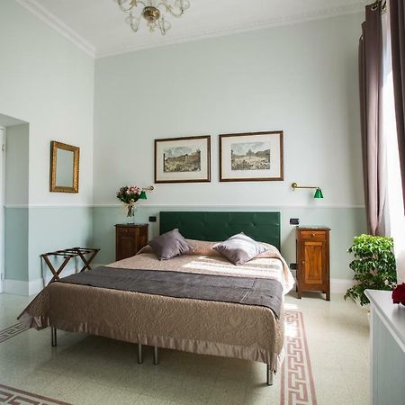 Art Nouveau Roma Colosseo Suites エクステリア 写真