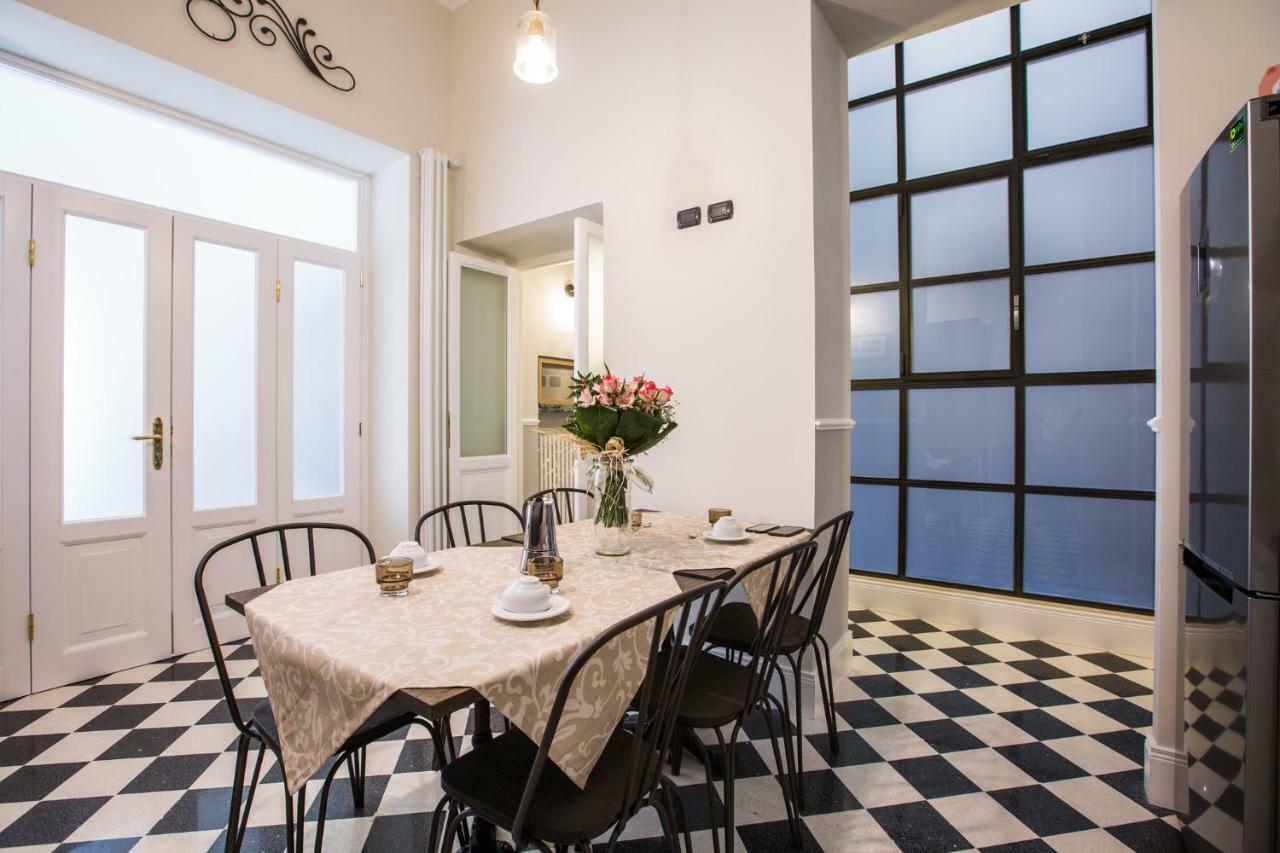 Art Nouveau Roma Colosseo Suites エクステリア 写真
